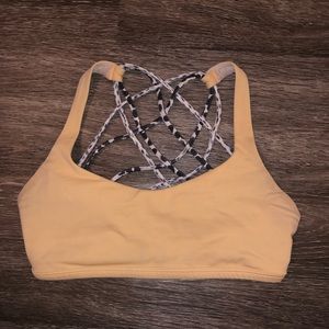 Lululemon free to be wild bra